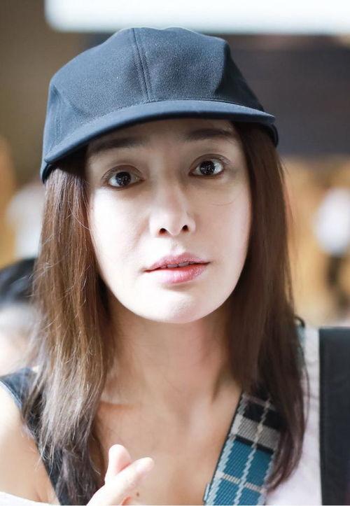 秦岚今日头条照片