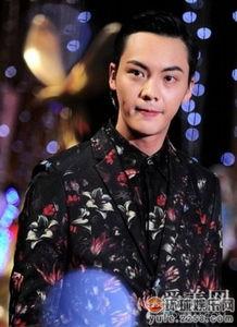 完全靠捧红明星,揭秘如何将素人打造成闪耀明星