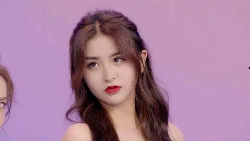 明星涵,闪耀舞台，魅力无限